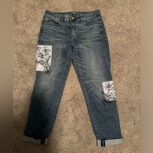 White House Black Market size 6 Patchwork Girlfriend jeans
